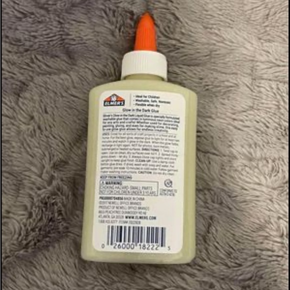 Elmer’s Glow in the Dark Glue - Picture 3 of 3